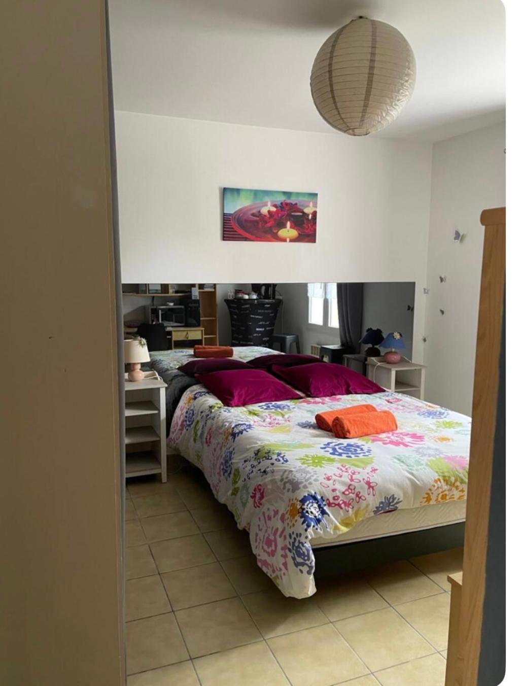 Au Calme Dans Le Marais Avec Piscine Hotel Yves Екстериор снимка